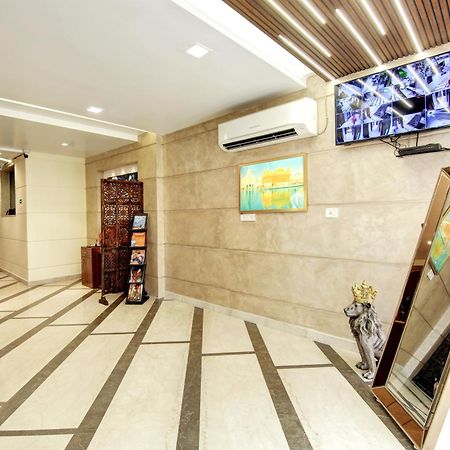 Hotel Neu Villa - Near Connaught Place & New Delhi Railway Station Bagian luar foto